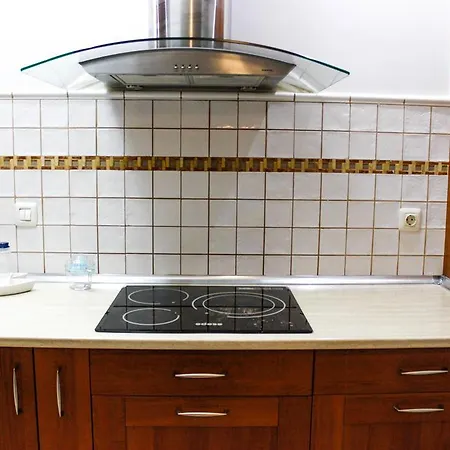 Cosy Deluxe Апартаменты *